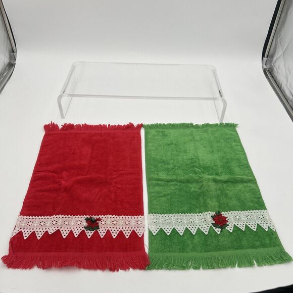 2 Vintage Stevens Utica Fingertip Towels Poinsettia’s Green And Red With Lace - Picture 8 of 11